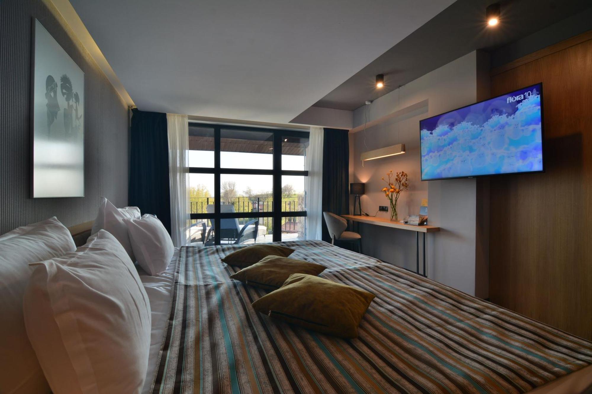 Boutique Hotel By Blacksearama Balcic Exterior foto
